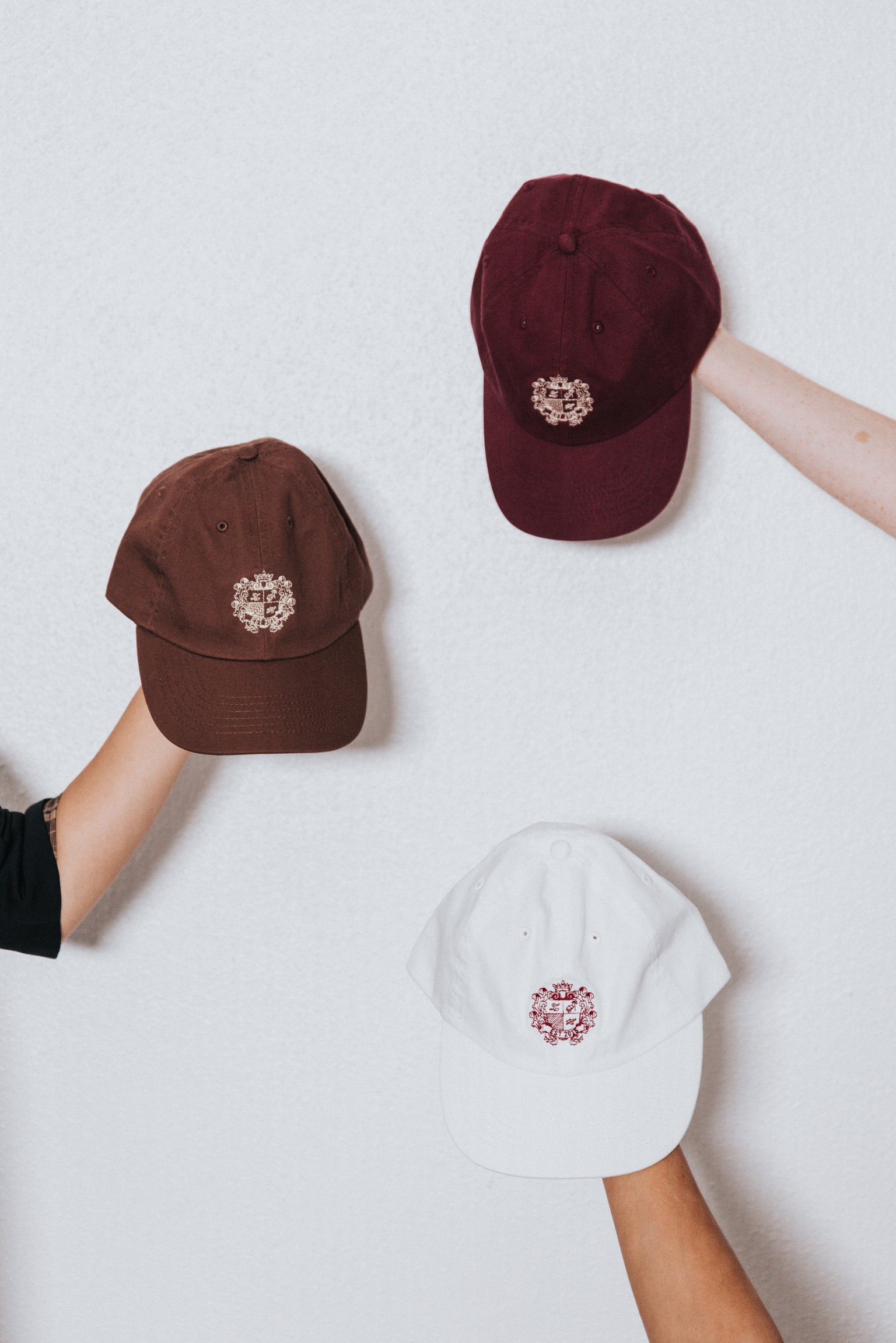 HER SZN 3 2025 | HAT (WHITE)
